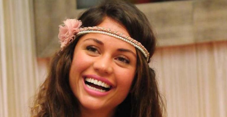 Lembra dela? Vencedora do BBB 11 dispensa biquíni e é flagrada fazendo topless; Veja foto