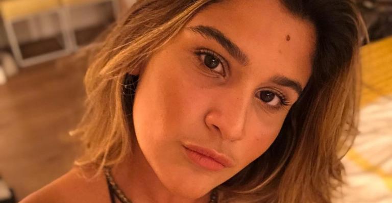 Giulia Costa renova bronze e silhueta fina chama a atenção: ”Esvaziada”
