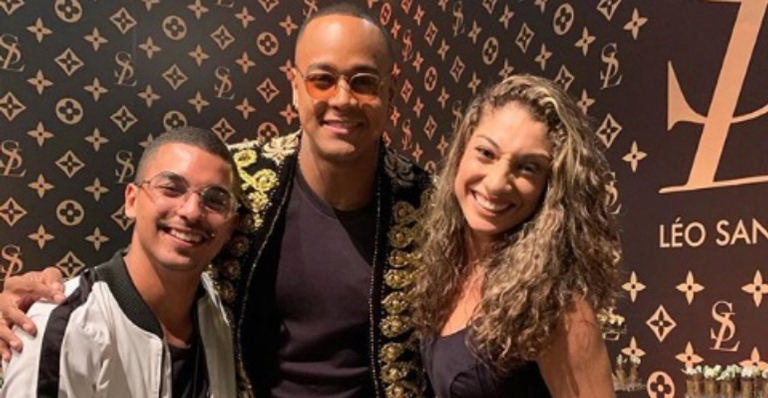 Climão! Convidada deixa Lore Improta desconfortável em festa de Léo Santana