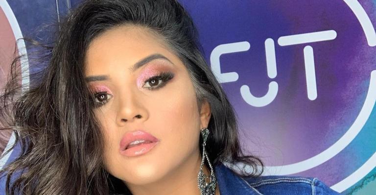 Mileide Mihaile curte Pernambuco em clima de romance com o namorado