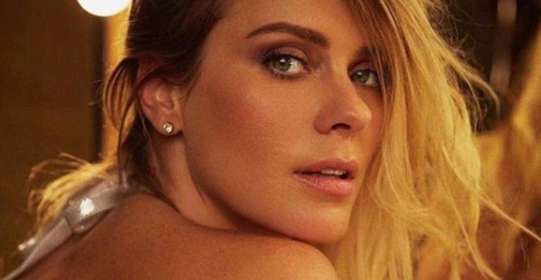 Carolina Dieckmann abre o jogo sobre troca de carinho com José Loreto