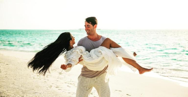 Veja o motivo de Simaria ter se casado com um gringo; Marido é espanhol