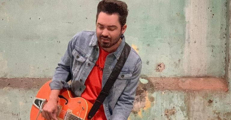 Fernando Zor vai parar em hospital: ”Fiz o show sentado”