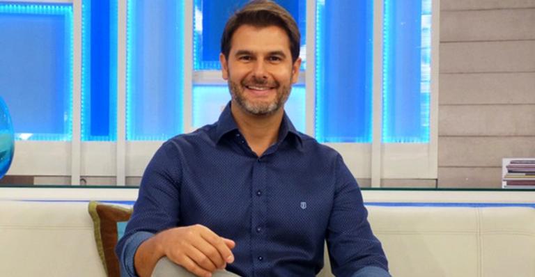 Médico bonitão Fernando Gomes deixa ‘Encontro’ e substitui Fátima Bernardes por Silvia Poppovic