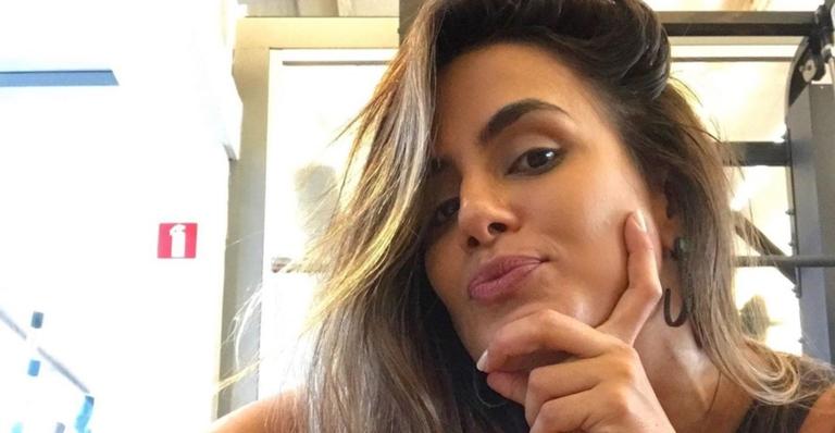 Romance no ar! Ex-BBB Carol Peixinho estaria namorando Felipe Roque, ex-ator de Malhação