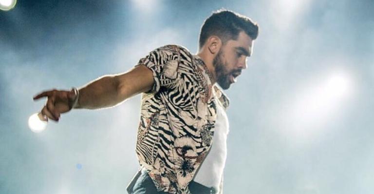 Corpo de Gabriel Diniz chega a João Pessoa e será velado nesta manhã, 28