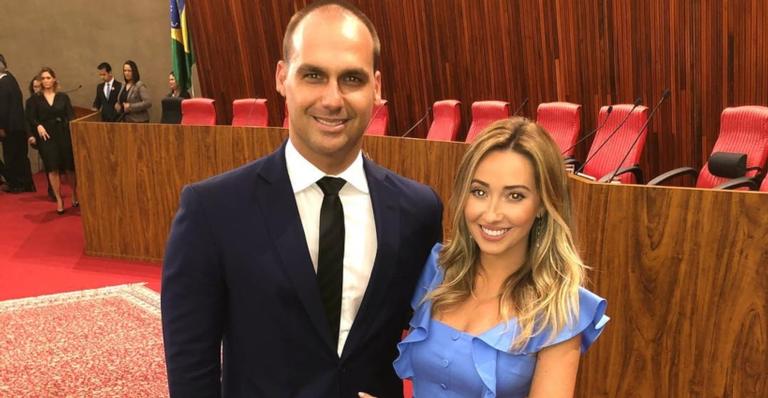 Eduardo Bolsonaro diz que está endividado por conta de casamento: ”Peguei empréstimo”