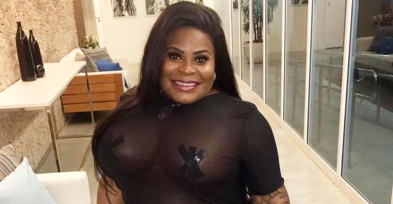 16kg mais magra, Jojo Todynho posa com look composto por lingerie rendada e exibe curvas