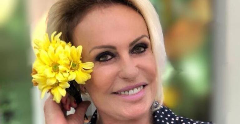 Sozinha nunca! Ana Maria Braga revela que já usou aplicativo de namoro: ”Tinha cada cara legal”