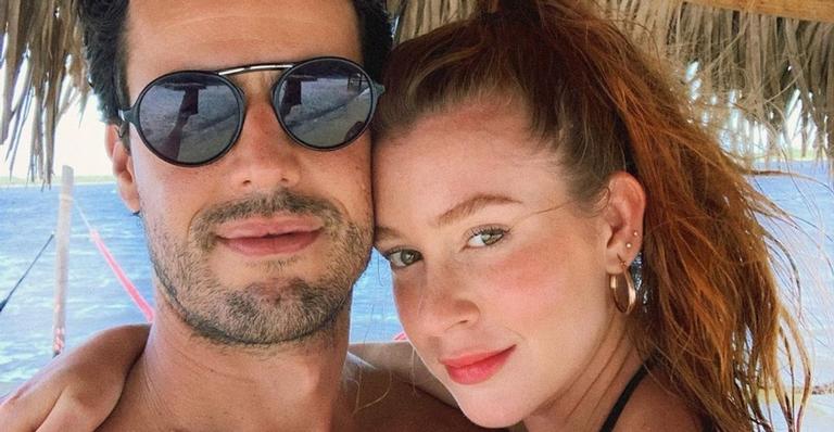 Marina Ruy Barbosa posa coladinha com Alexandre Negrão em lugar paradisíaco: ”Exemplo de cumplicidade e amor”