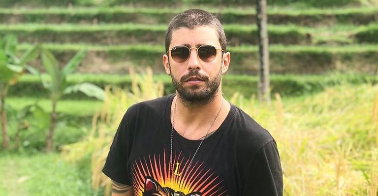 Após crítica, Pedro Scooby posta indireta para seguidora: ”Isso que eu faço da vida”