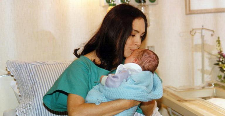 Por Amor: Regina Duarte comenta cena inesquecível da troca de bebês