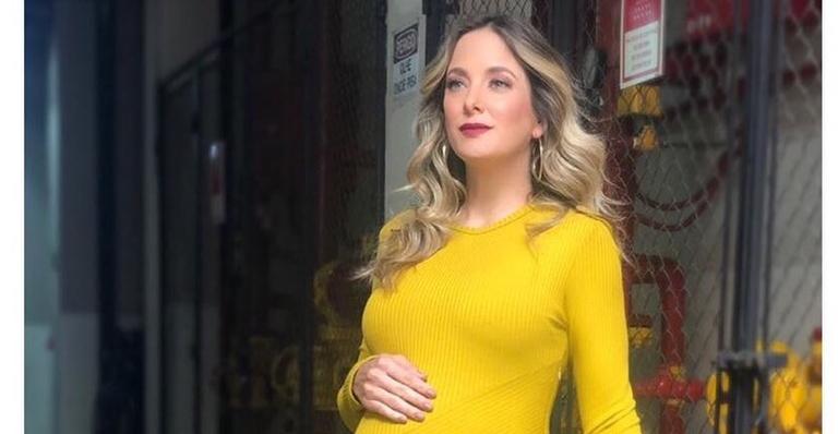 Ticiane Pinheiro celebra reta final da gravidez com clique emocionante: ‘’Rafinha e Manu’’ 
