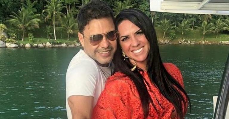 Graciele Lacerda surpreende Zezé Di Camargo, grava música para o noivo e choca fãs: ”Para tudo. É você cantando”