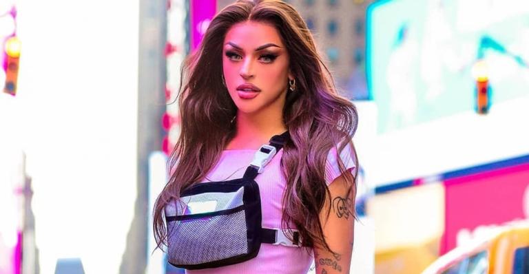 Poderosa! Pabllo Vittar sobe ao palco da sede da ONU em homenagem à Rainha Elizabeth