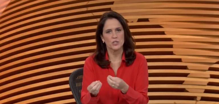 Emissora comete gafe e exibe faixa com posicionamento político ao vivo: ‘’Lula livre’’