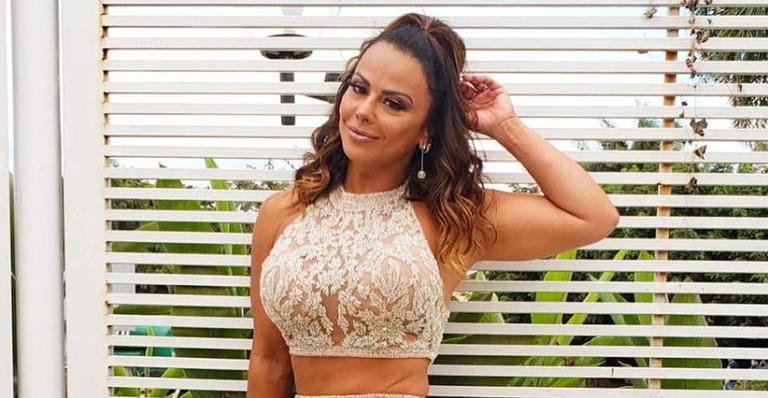 Vai casar? Viviane Araújo causa alvoroço após aparecer vestida de noiva