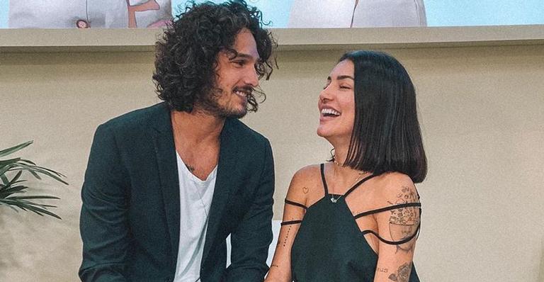 Após término dramático, Gabi Prado e João Zoli aparecem juntinhos em Fernando de Noronha