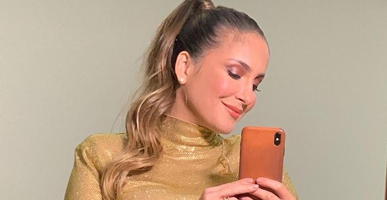 Claudia Leitte ganha homenagem emocionante e desaba em lágrimas: ”Não mereço tanto”