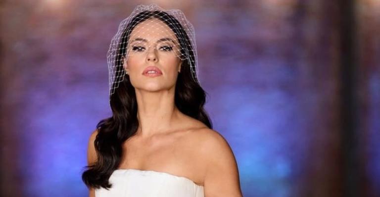 Paolla Oliveira faz a alegria de seguidores com click inusitado: ”Bom dia pra quem acordou inspirado”
