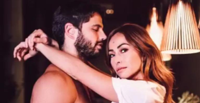 Sabrina Sato e Duda Nagle ganham ‘vale night’ e curtem noitada em Barcelona