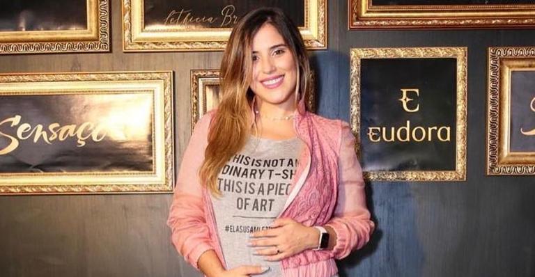 Camilla Camargo fala pela primeira vez após o nascimento do filho: ”Mais de um dia de trabalho de parto”
