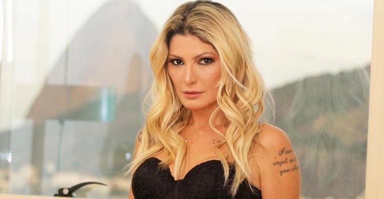 Antonia Fontenelle entrega premiação de filme adulto e declara: ”Queria apresentar o de melhor sexo oral”