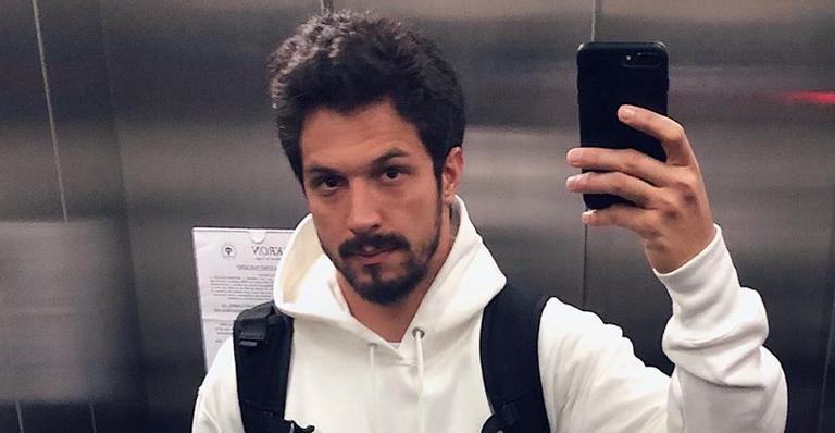 Romulo Estrela relembra momento delicado: ”Muda completamente a vida”