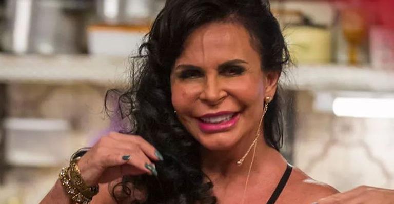 Parecidas? Gretchen publica clique raro da irmã, Yara, e se declara: ”Te amo”