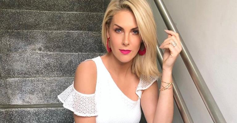 Inspiração fashion! Cintura alta e blazer compõem look elegante de Ana Hickmann
