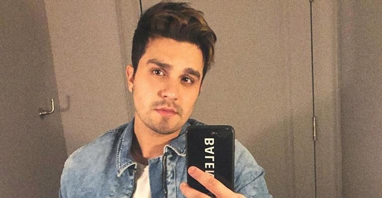 Sexy! Luan Santana divulga capa do novo DVD, ‘VIVA’, e fãs vão à loucura