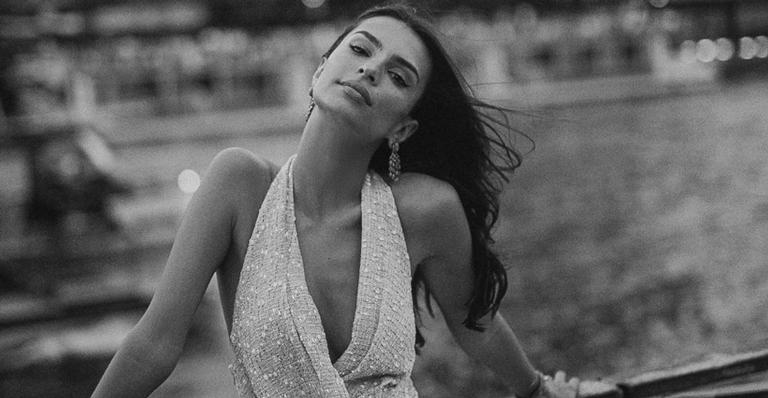 Modelo publica foto com pelos nas axilas e chama atenção: ”Façam suas coisas moças, seja o que for”