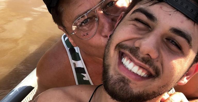 Leonardo abre intimidade e faz revelação sobre o passado de seu filho, Zé Felipe: ‘’Fugiu da escola’’