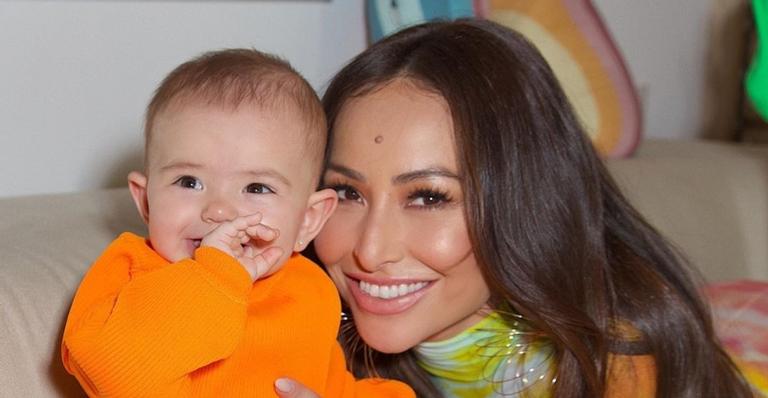 Explosão de fofura! Sabrina Sato derrete corações de seguidores com registro de Zoe