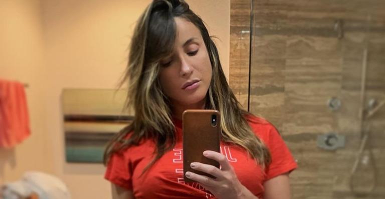 Gravidíssima! Claudia Leitte faz aula de zumba no fim da gravidez