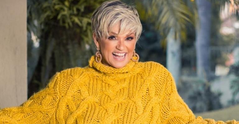 Ex de Carlos Alberto de Nóbrega, Andréa Nóbrega estreia como apresentadora de TV