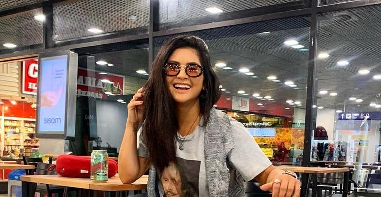 Mileide Mihaile surge poderosíssima na avenida mais famosa de Nova York