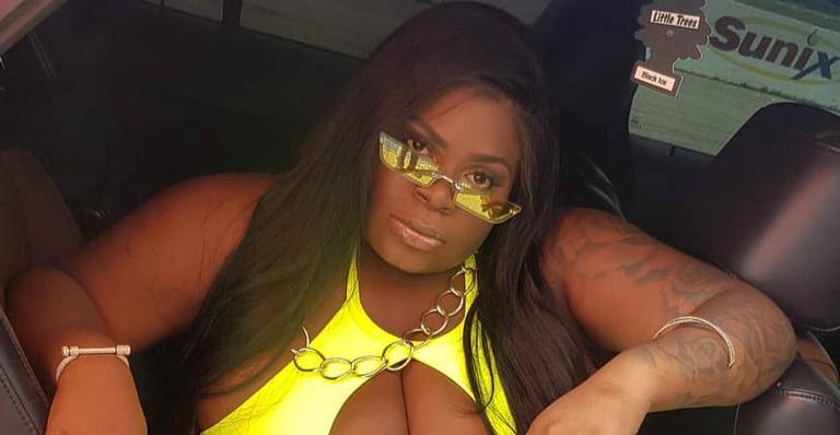 Jojo Todynho pega pesado na academia e brinca com personal: ”Já estou com o corpo da Gracyanne?”