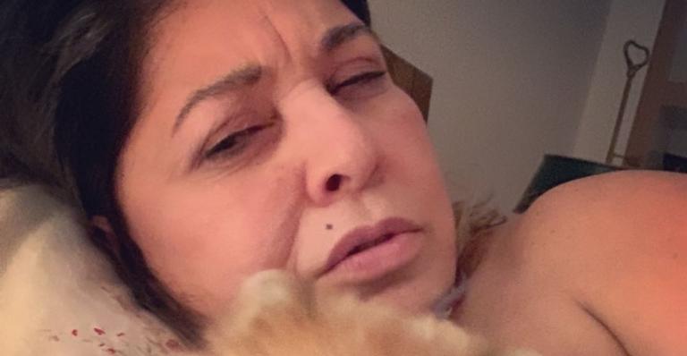 Roberta Miranda arranca risos de internautas ao mostrar arte de seu cachorro: ”Não sei mais o que fazer”