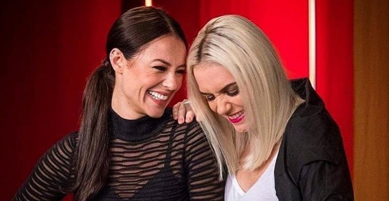 Paolla Oliveira posa com time feminino de ‘A Dona’ e declara: ”Esquadrão”