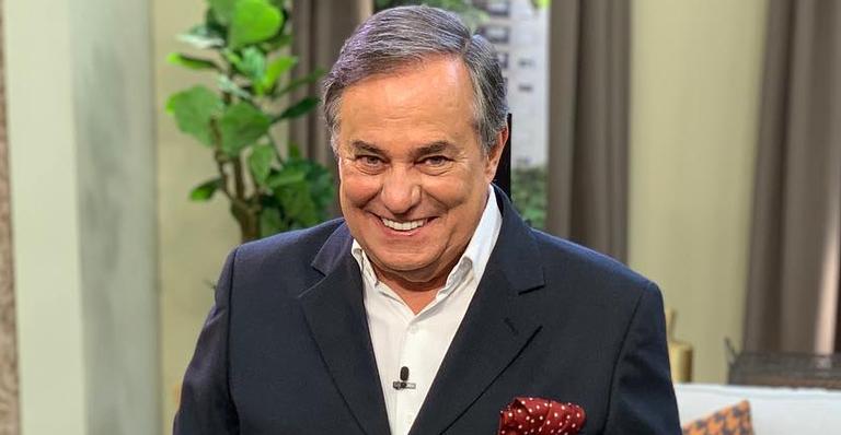 ”Já confundiram meu nome da hora H”, revela Ronnie Von; Veja como o apresentador disse que reagiu
