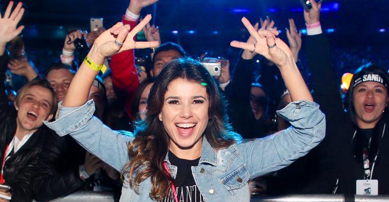 Paula Fernandes impressiona na academia após mostrar toda a sua flexibilidade