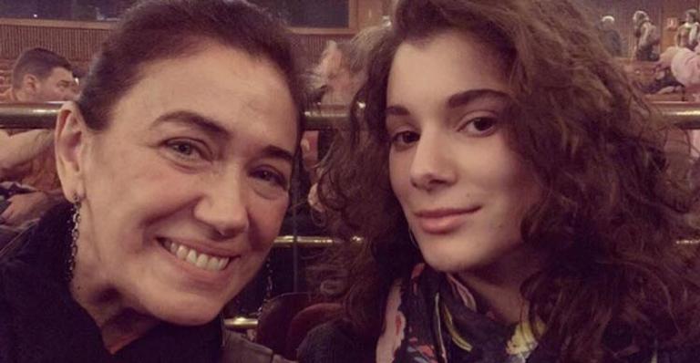 Giulia Bertolli, filha de Lilia Cabral se destaca e ganha mais espaço em ‘Malhação’