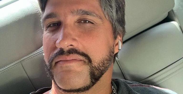 Cantor Leo Chaves fala pela primeira vez sobre o divórcio: ”Nós tivemos um casamento lindo”