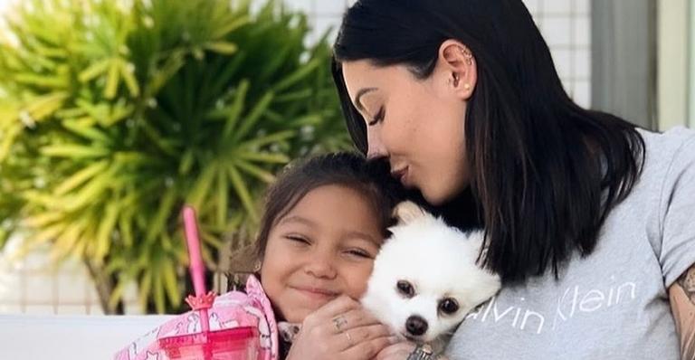 Ex-participante do ‘De Férias com o ex’ sofre tentativa de assalto com a filha e passa mal