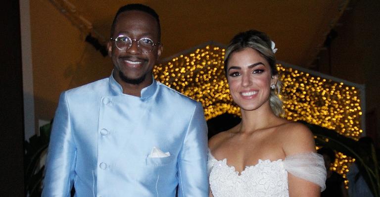 Oficializaram! Mumuzinho e Thainá Fernandes se casam em Ilha paradisíaca; Veja fotos!