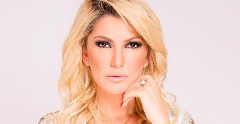 Antonia Fontenelle faz declaração para Bolsonaro na web: ”Que Deus lhe abençoe”