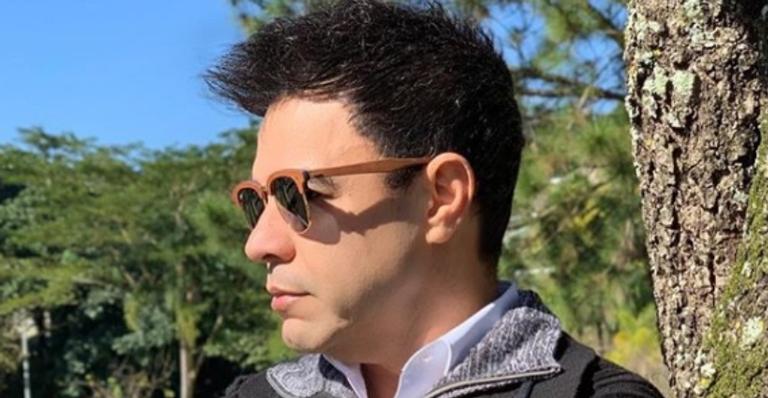 Assessoria de Zezé Di Camargo desmente cirurgia para retirada de vesícula