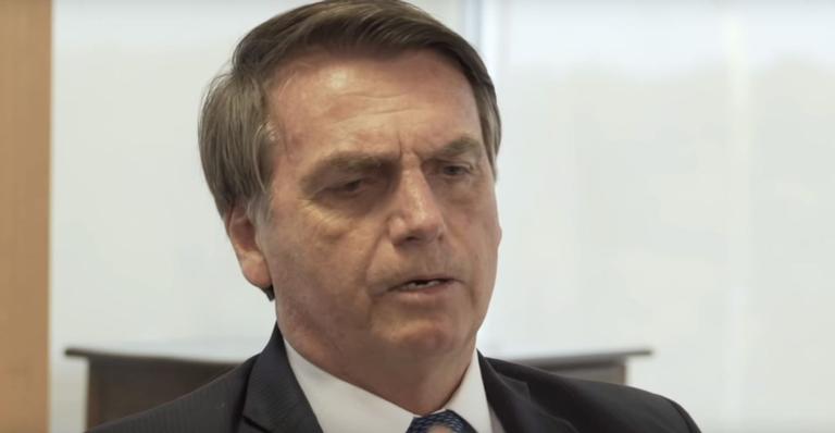 ‘Na Lata’: Bolsonaro fala sobre escândalo envolvendo sua sogra, mãe da primeira-dama
