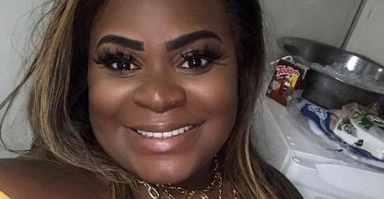 Luto! Jojo Todynho aparece aos prantos e anuncia morte de familiar